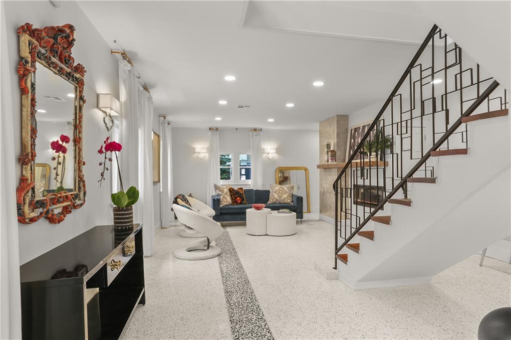 1729-Prytania-St-Terrazzo-04